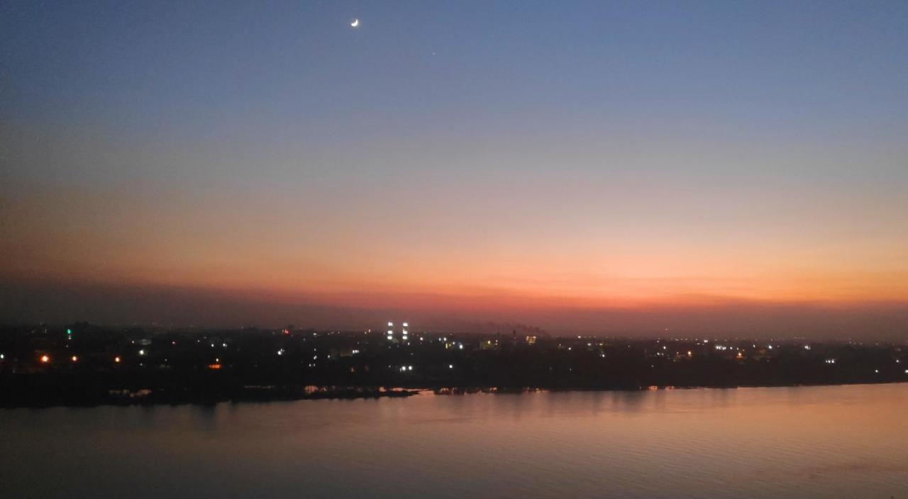 Nile Pyramidal View Apartment El El Cairo Exterior foto