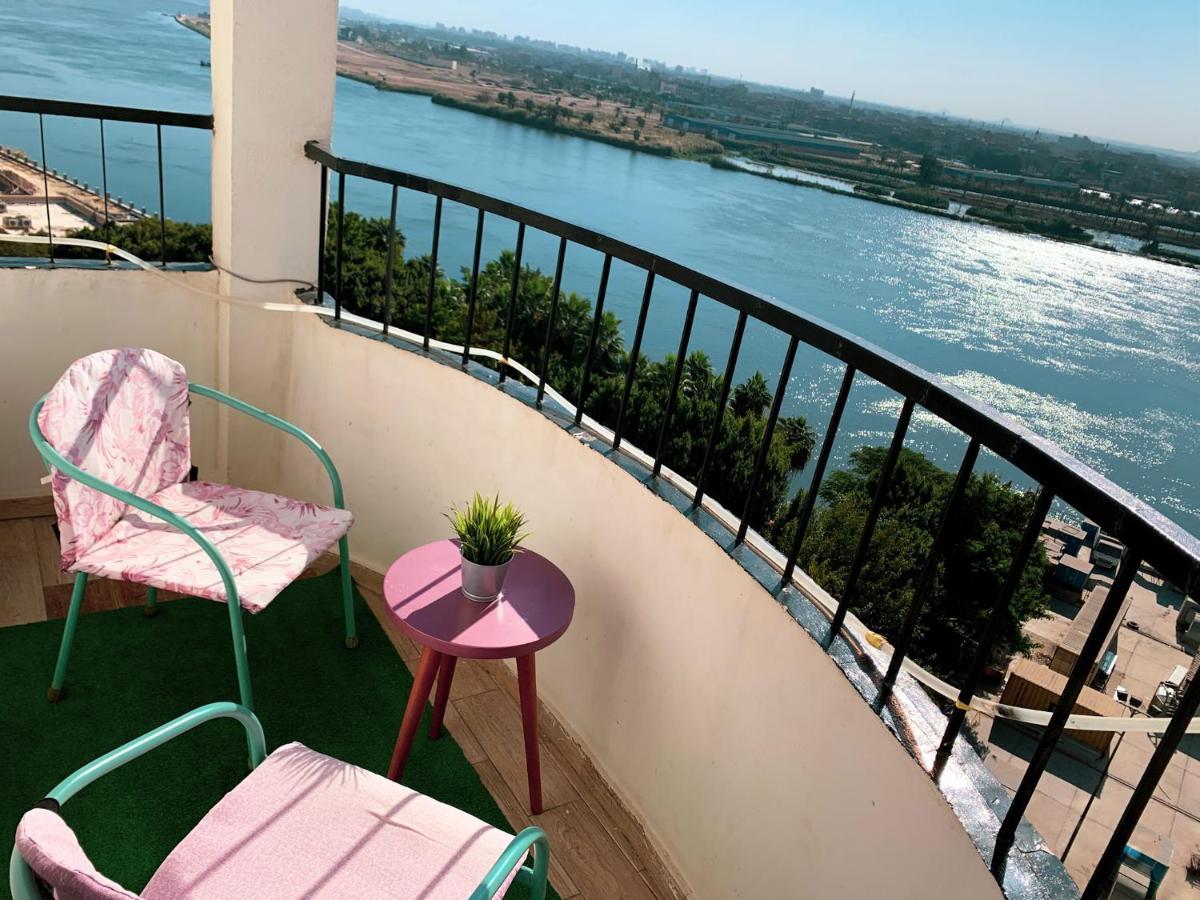 Nile Pyramidal View Apartment El El Cairo Exterior foto